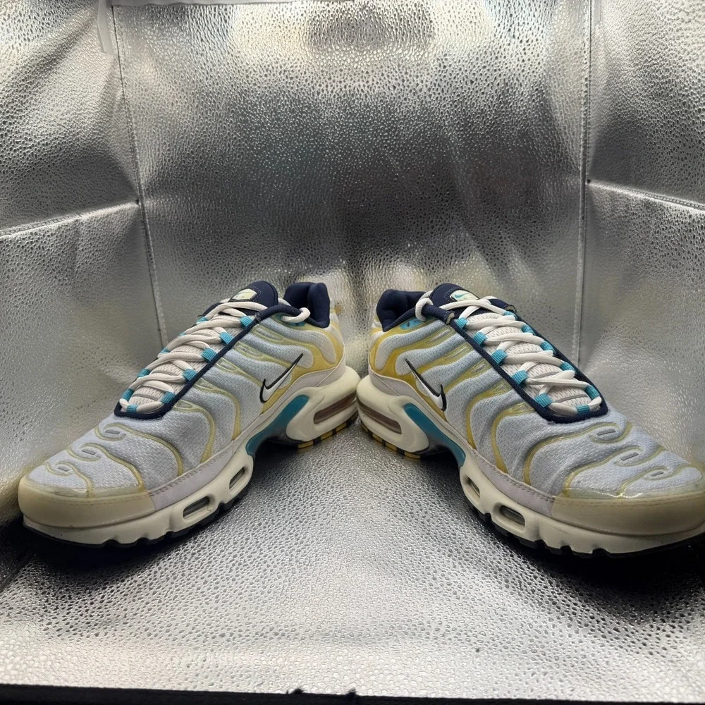 Size 11 Nike Air Max Plus Psychic Blue White Mens Athletic Sneakers CZ1651-400